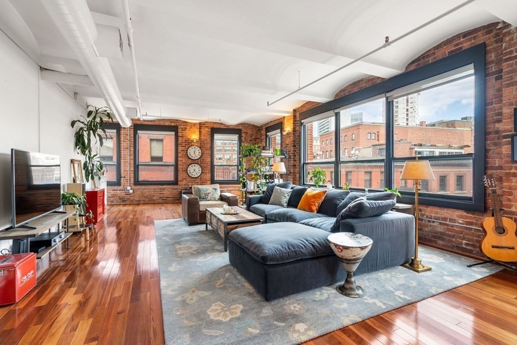 121 Beach #601