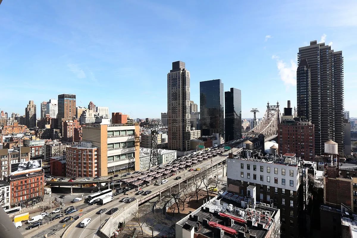 300 East 59th St, #1801