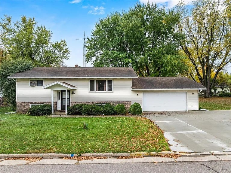 605 E Kekau St