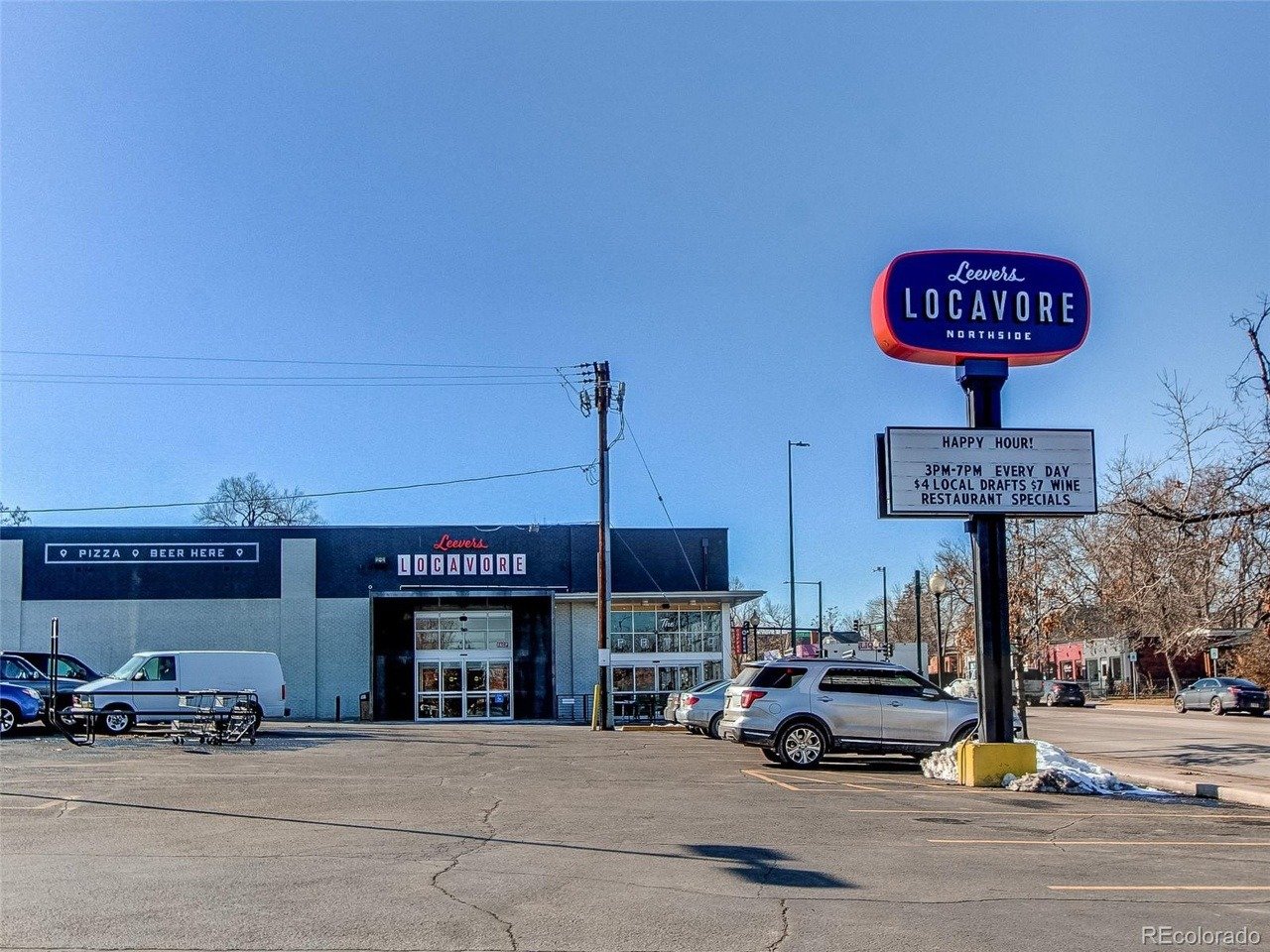 2605 W 37th Ave