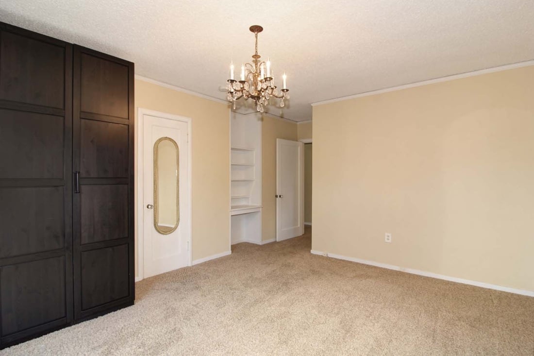 Just listed! Darling Elmhurst home