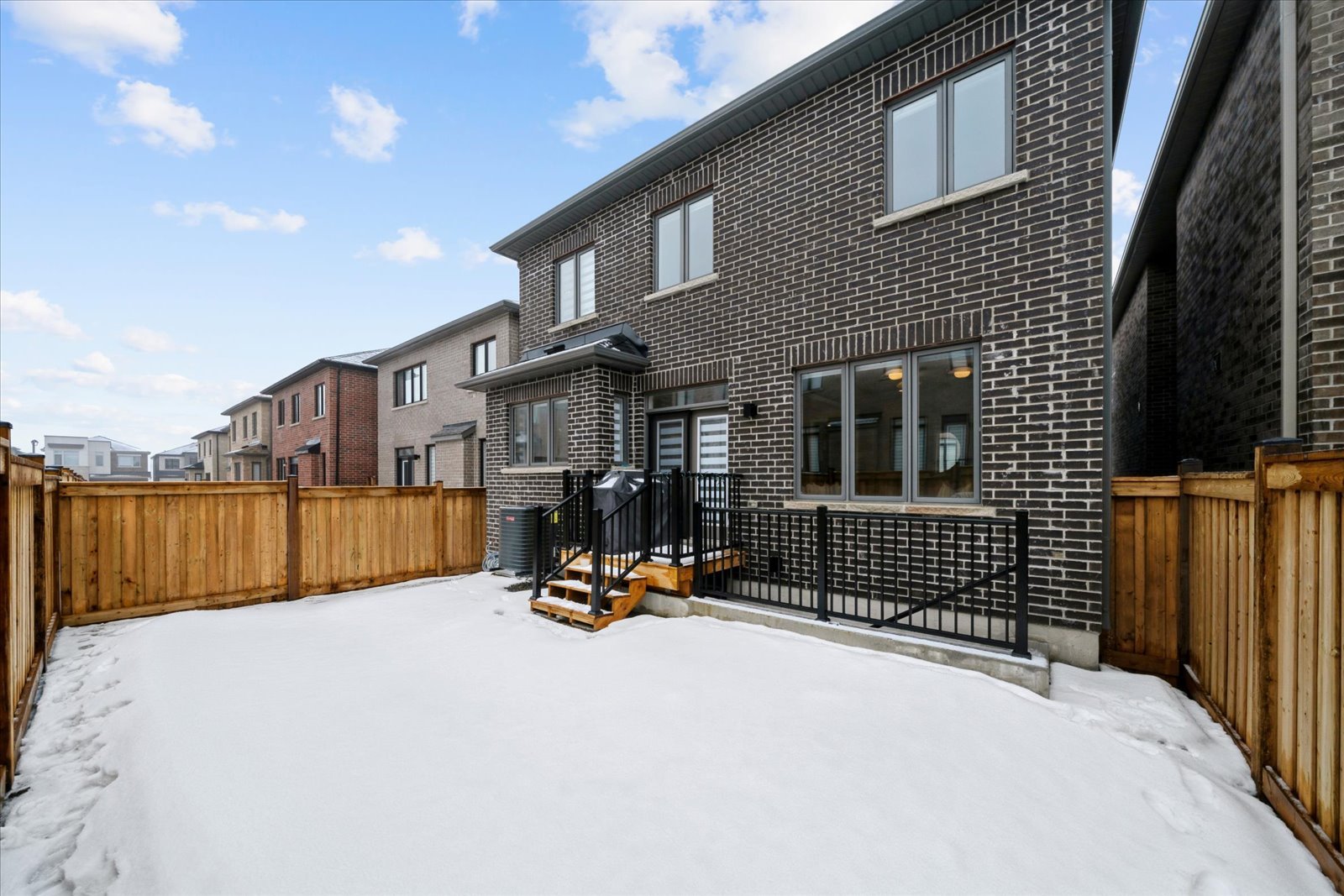 28 Sambro Lane