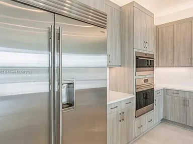 12864 Wingspan Ct