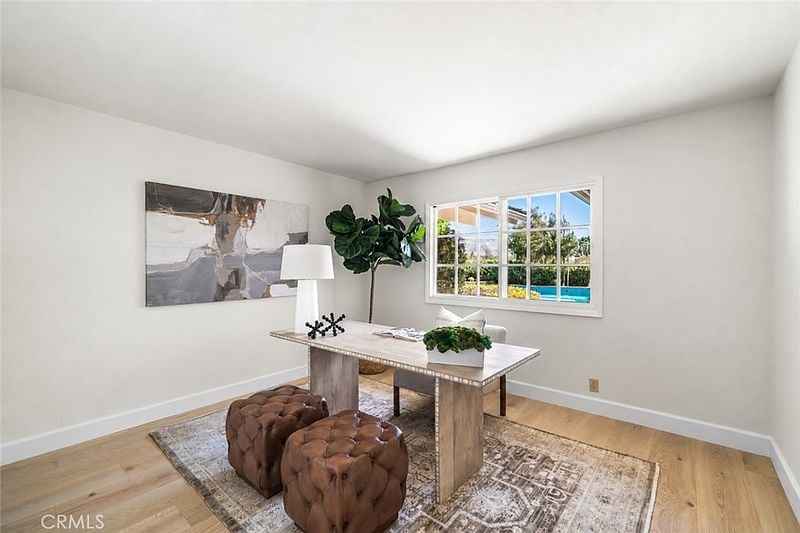 10982 Bent Tree Rd, Santa Ana, CA 92705