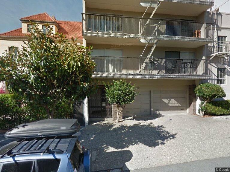 2410 Pacific Ave APT 4