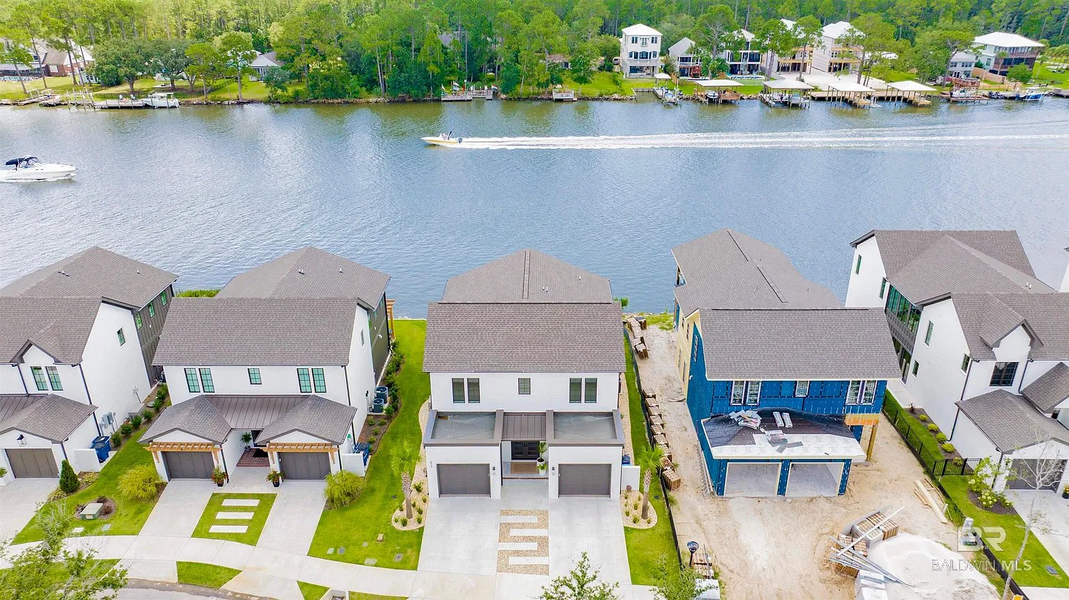 873 Inlet Cir