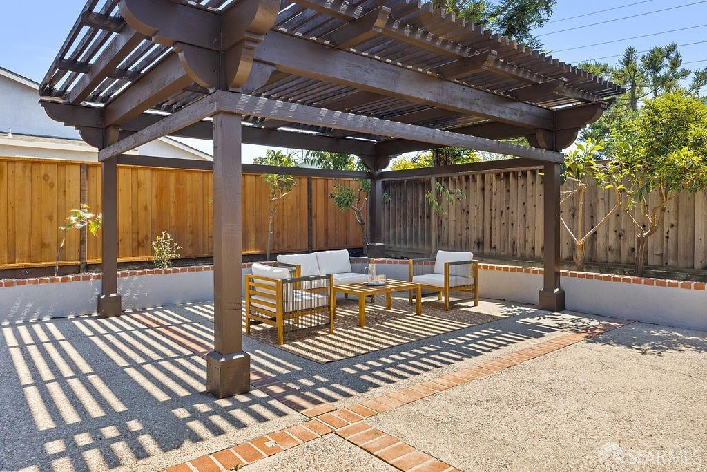 280 La Honda Drive