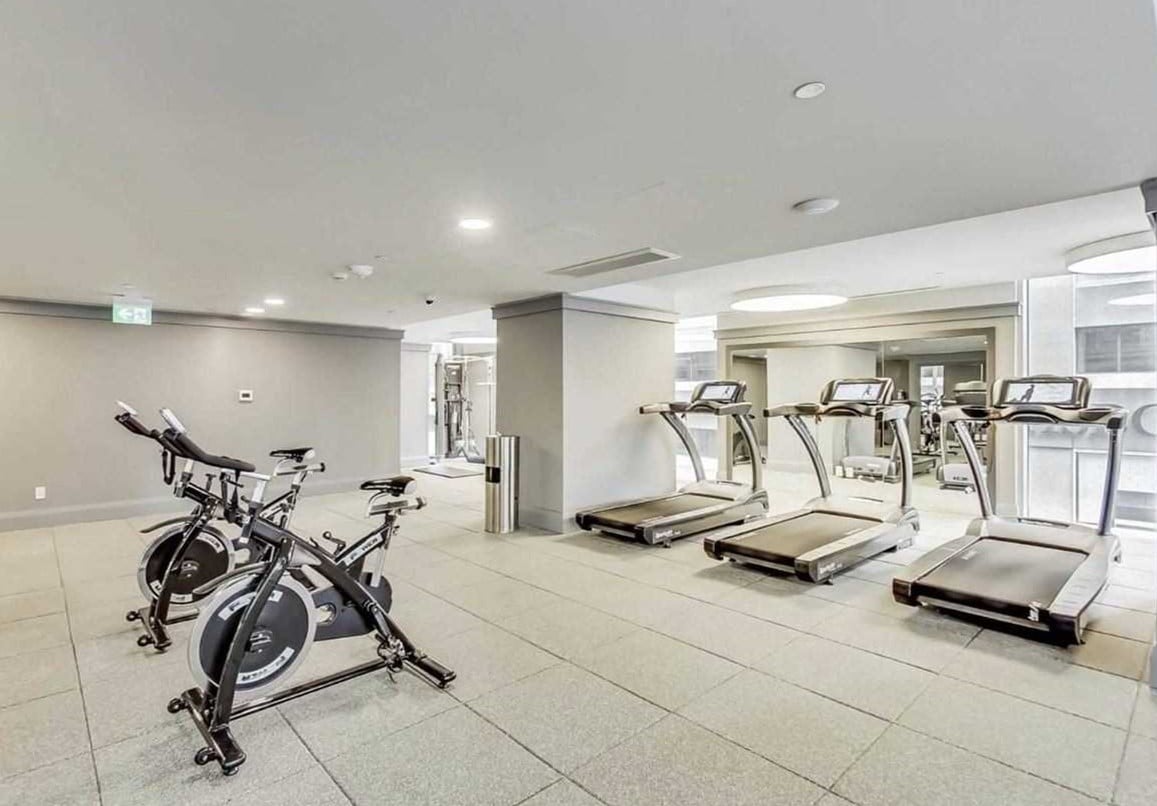 Cumberland Tower Suite 1812