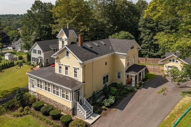 20 Maple St