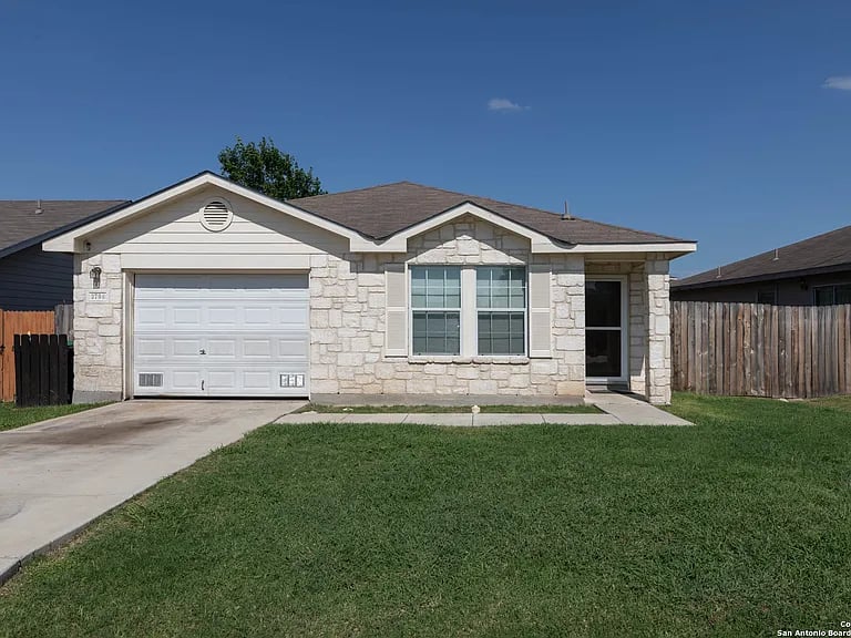 3706 Krie Trl
