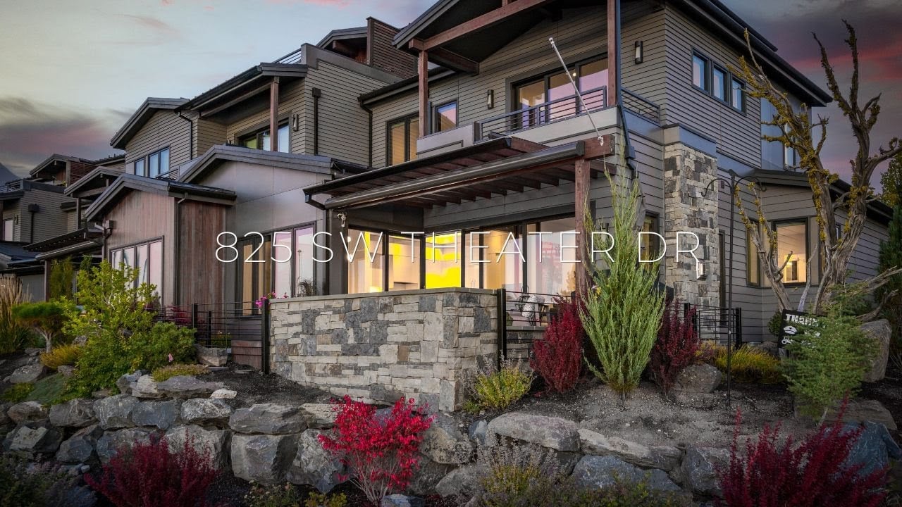 825 SW Theater Dr