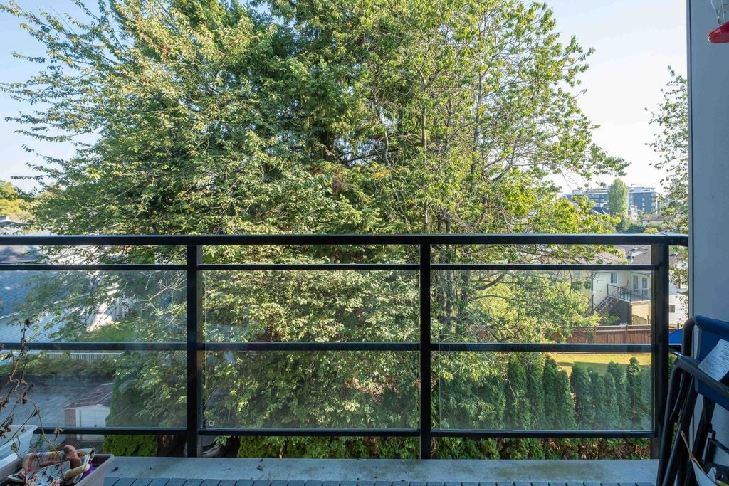 700 Clarke Rd, #502
