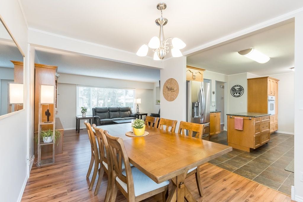 45440 Spartan Cres