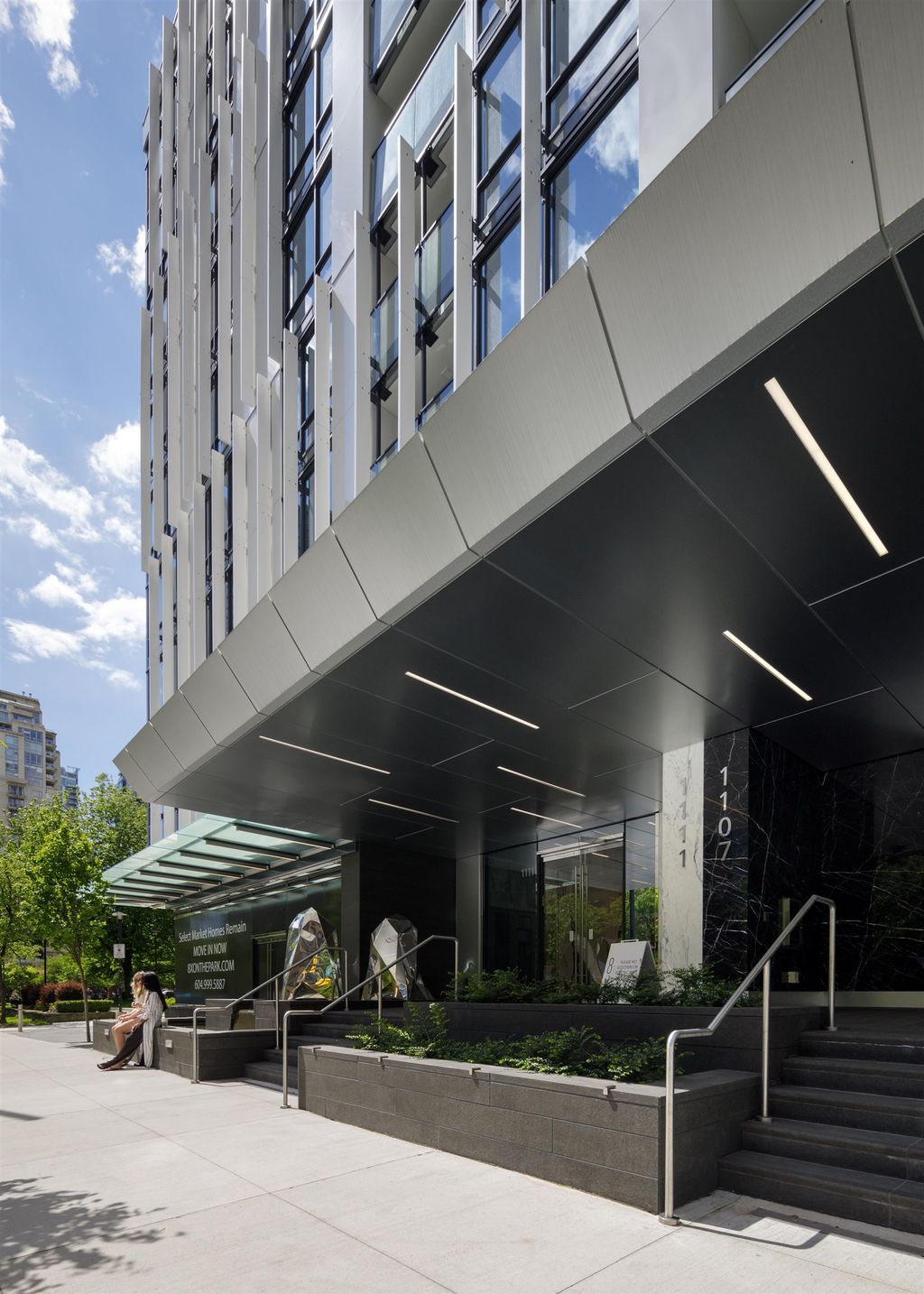 1111 Richards St, #2104