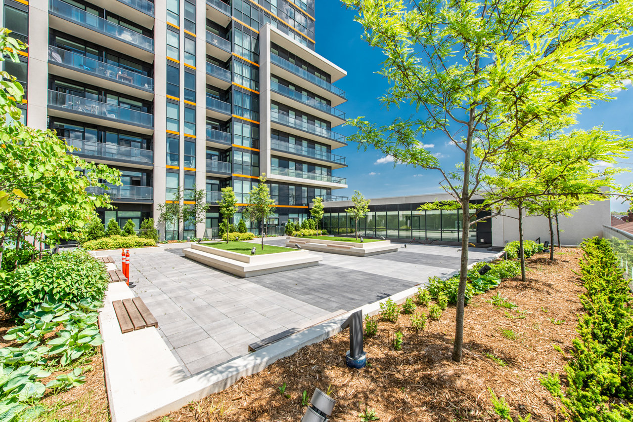 1603 Eglinton Ave W Unit: 417 