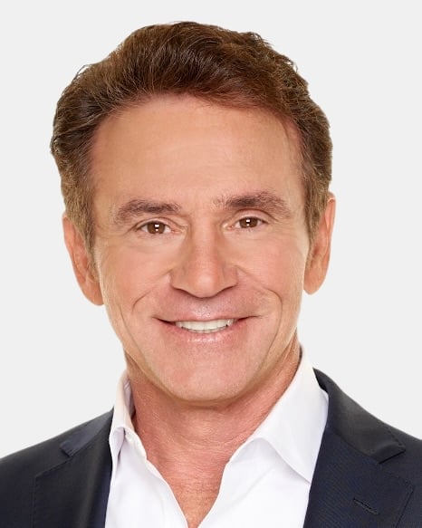 Dennis Bragg Jr. La Jolla, CA Real Estate Agent Headshot