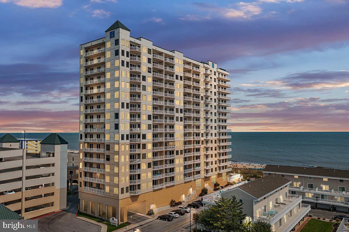 2 48th St Unit 1411