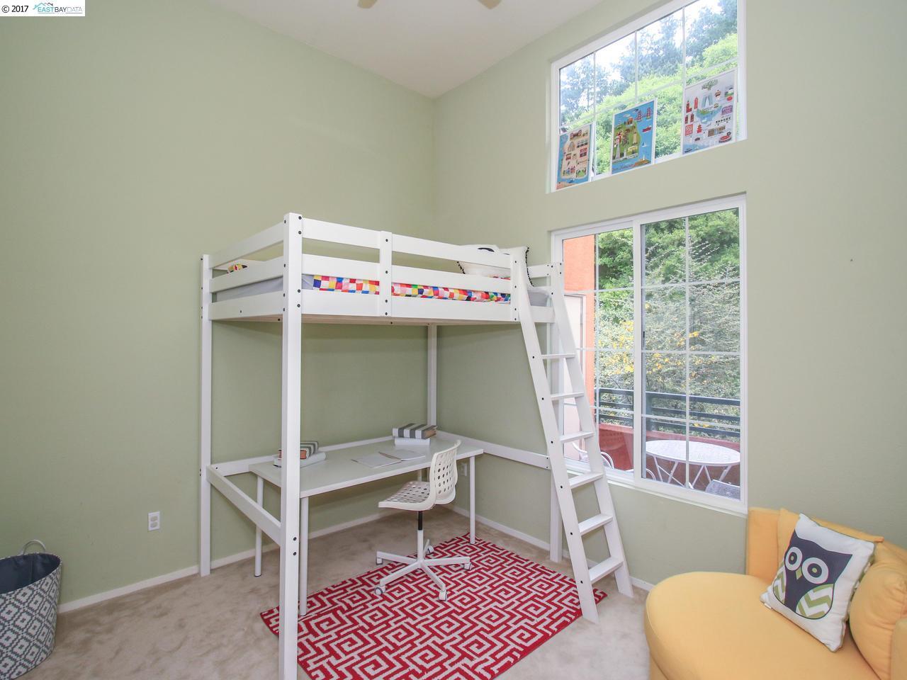 220 Caldecott Ln, #310