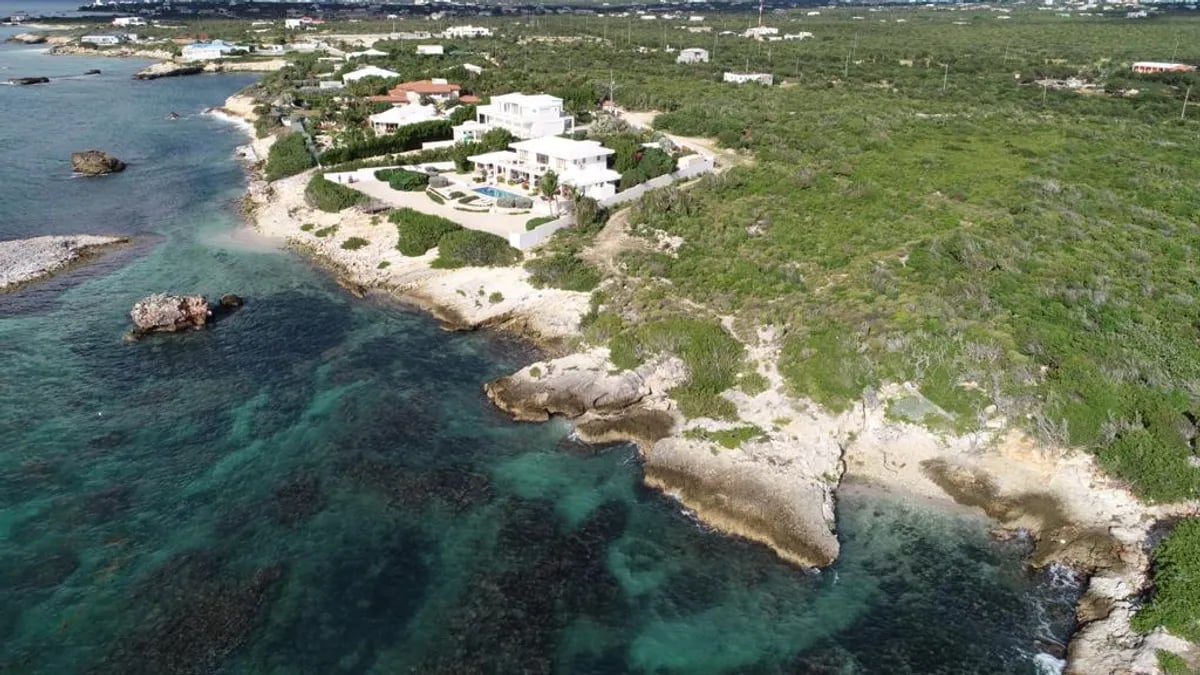 Waterfront Land Lockrum Villa