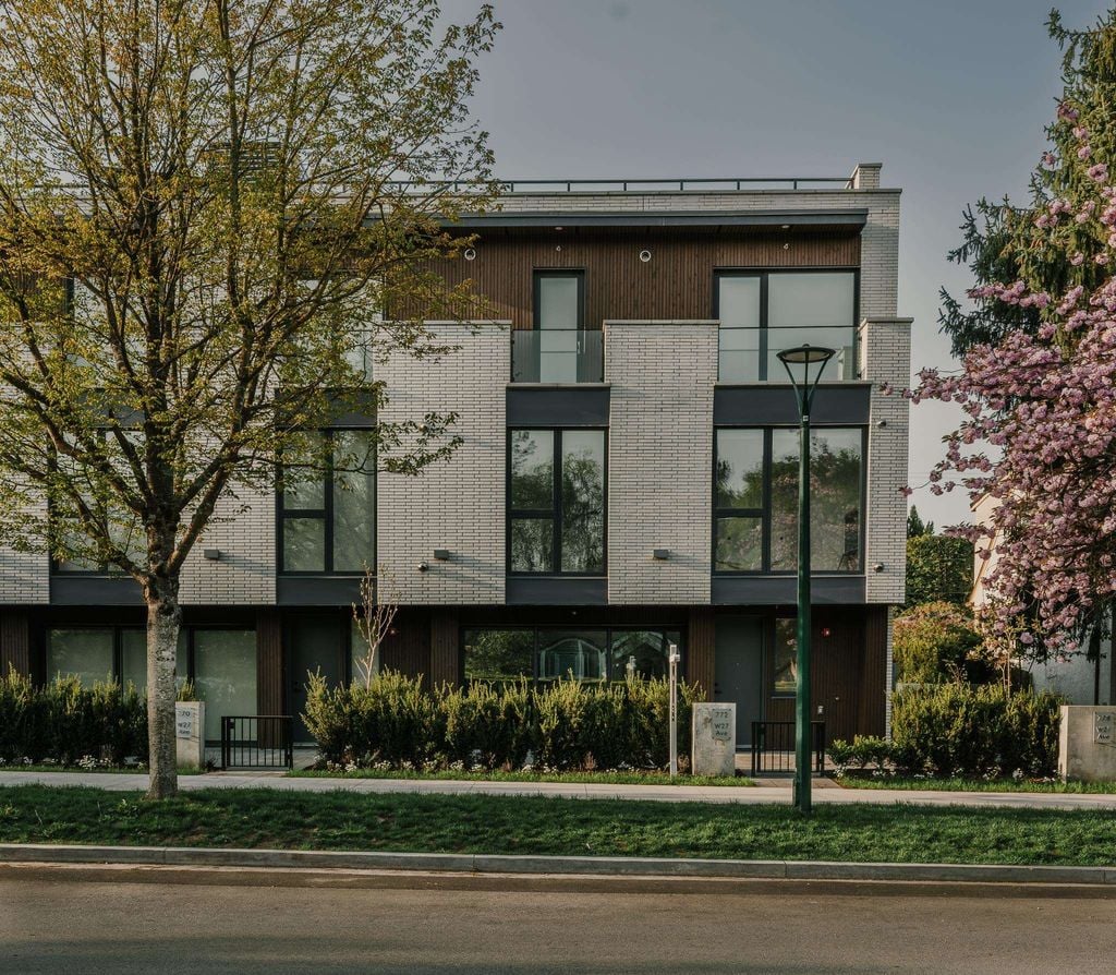 W 27th Ave, #772 