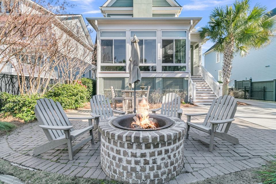 2459 Settlers Street