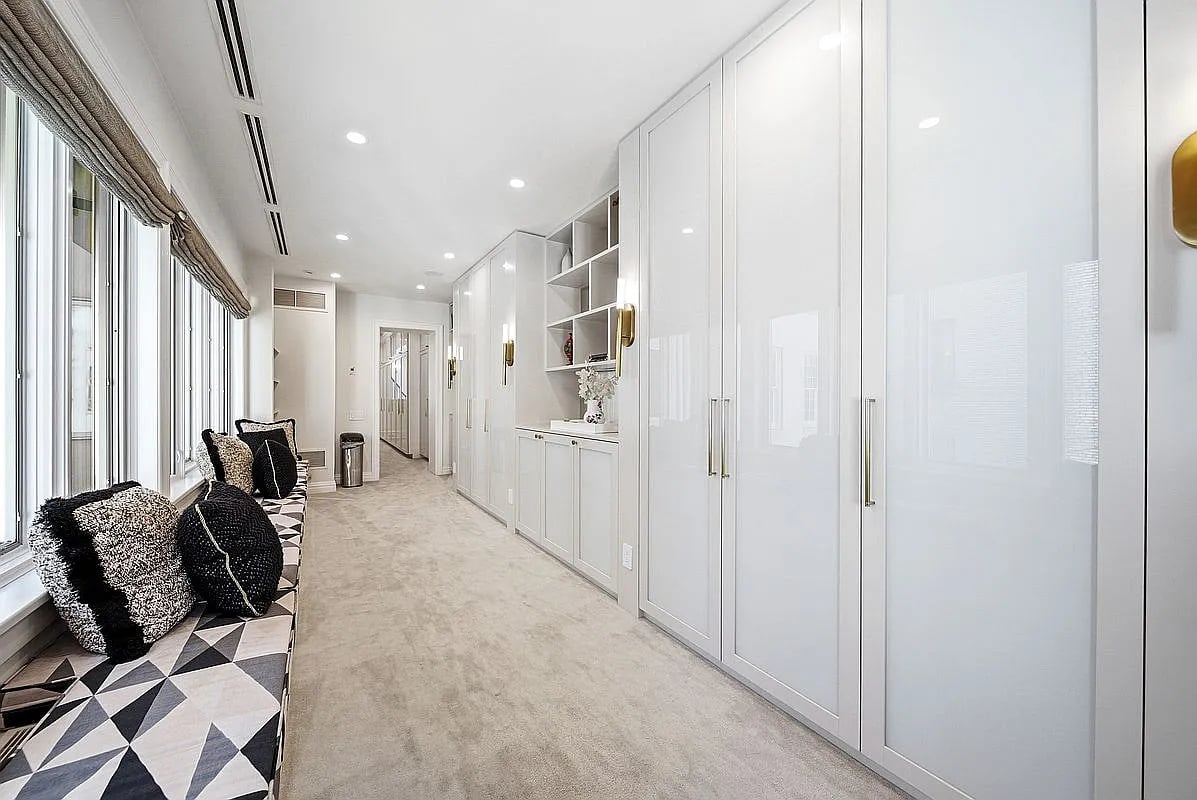 67 East 82nd Street