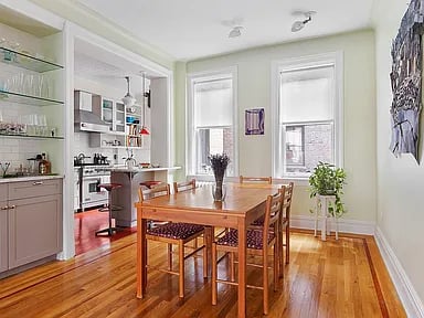 130 W 16th St APT 46