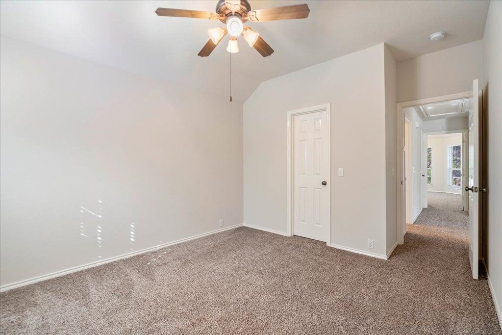 10937 Colonel Winn Loop