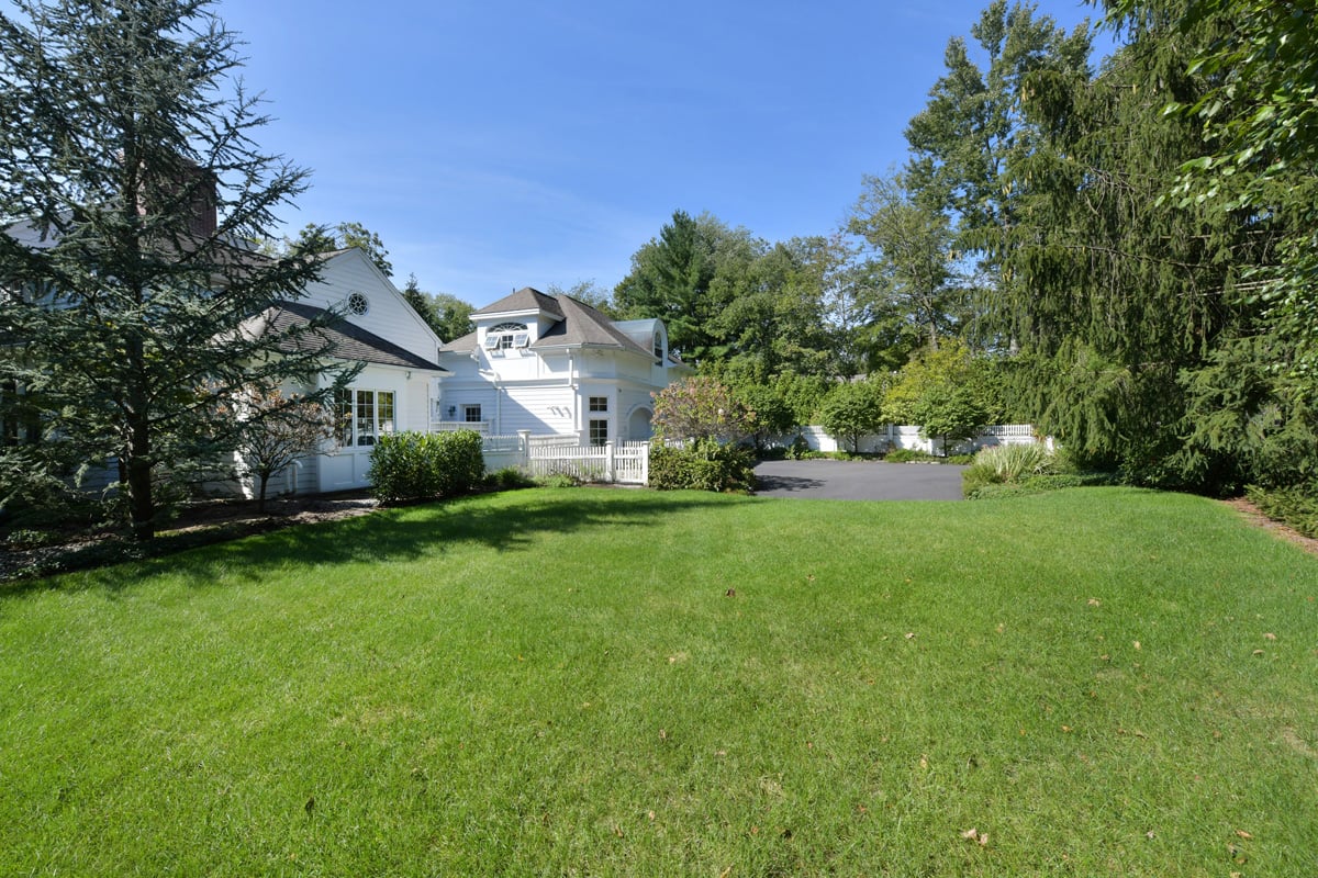18 Powderhorn Rd