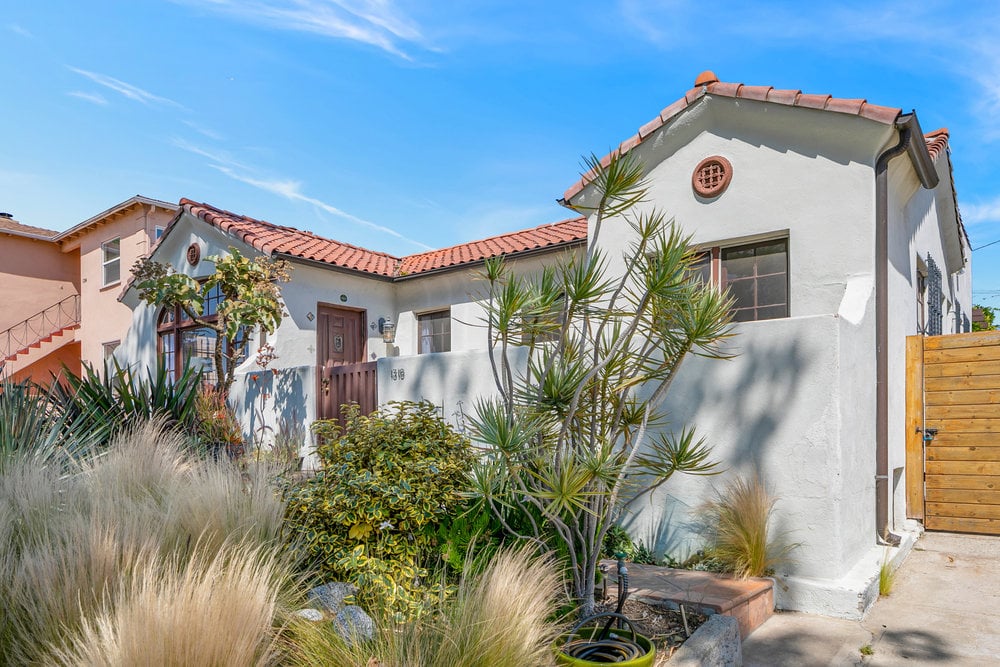 1316 S Redondo Blvd