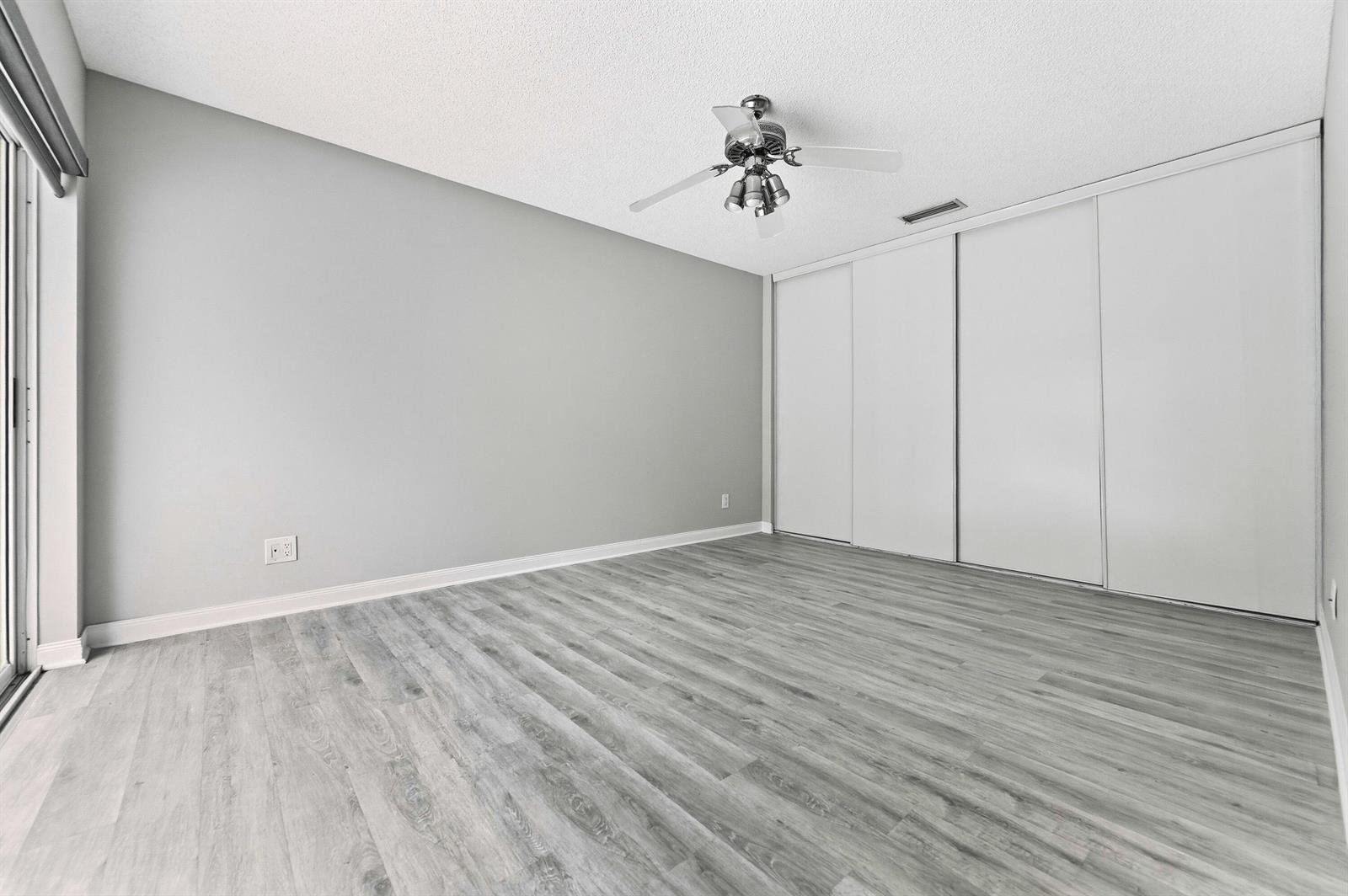 4904 Lake Catherine Dr