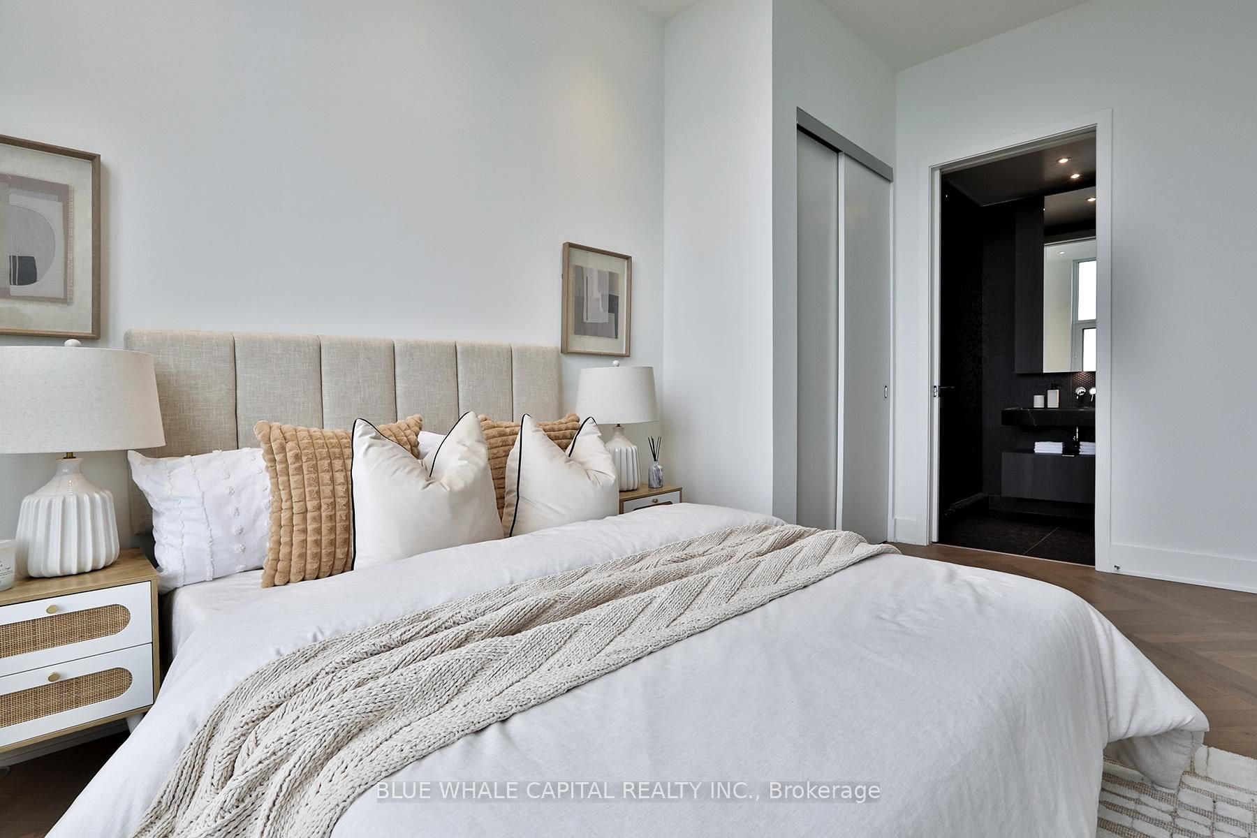 11 YORKVILLE PENTHOUSE 