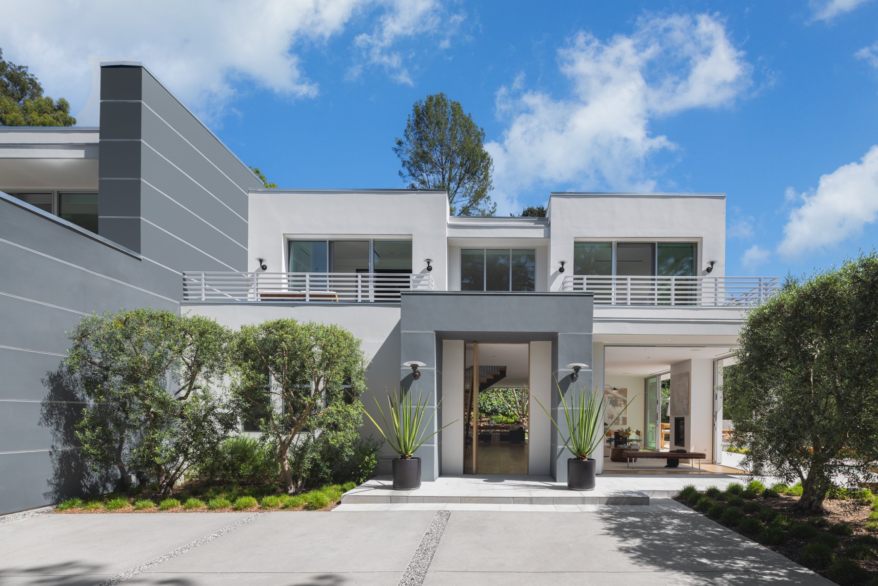 9011 Alto Cedro Dr, Beverly Hills