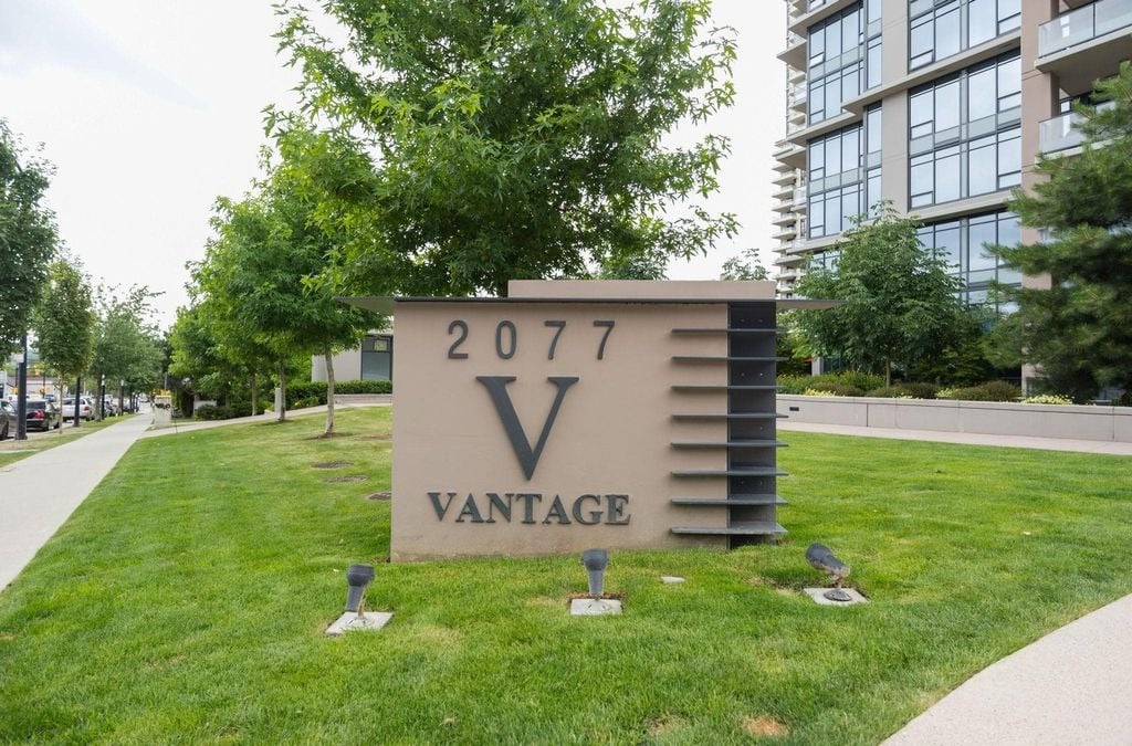 2077 Rosser Ave, #1304