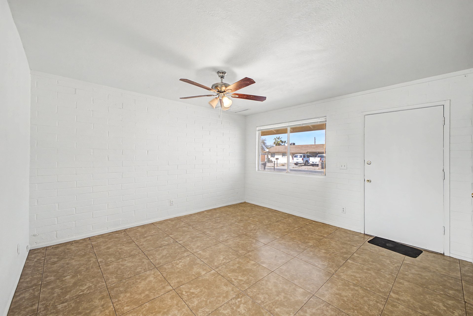1319 Tulip Place