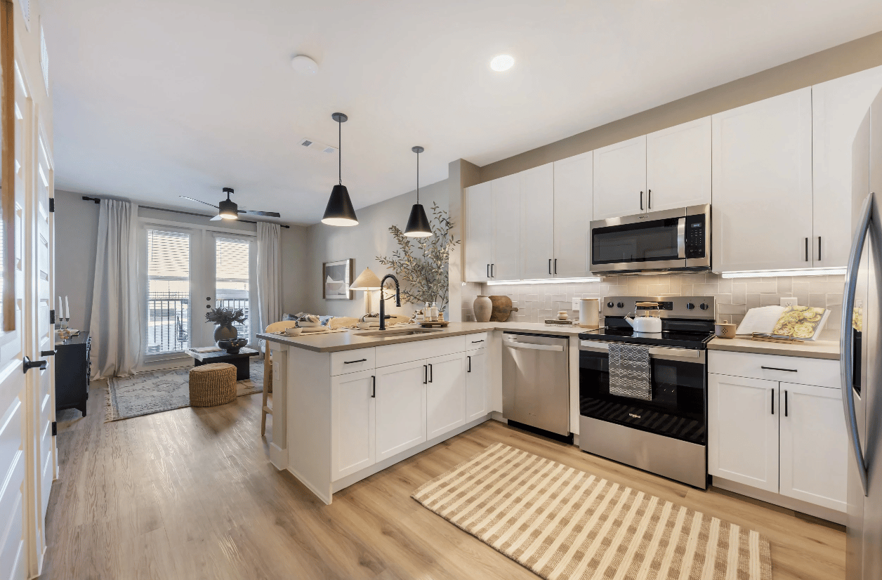 Up to 3 Months Free & $500 Gift Card!