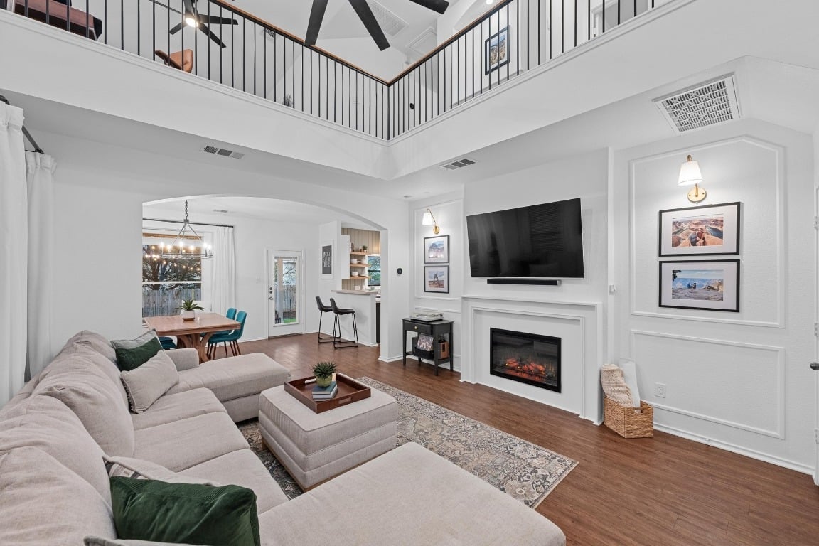 8614 Brock Cir