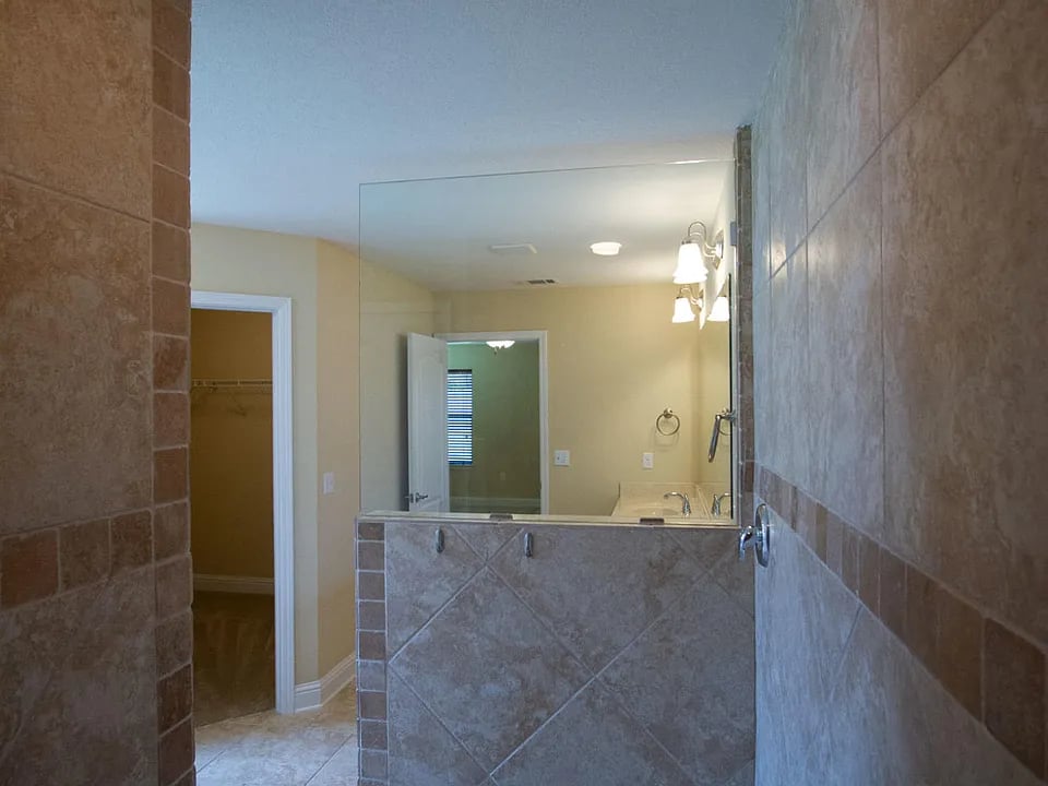 3371 Citrine Cir