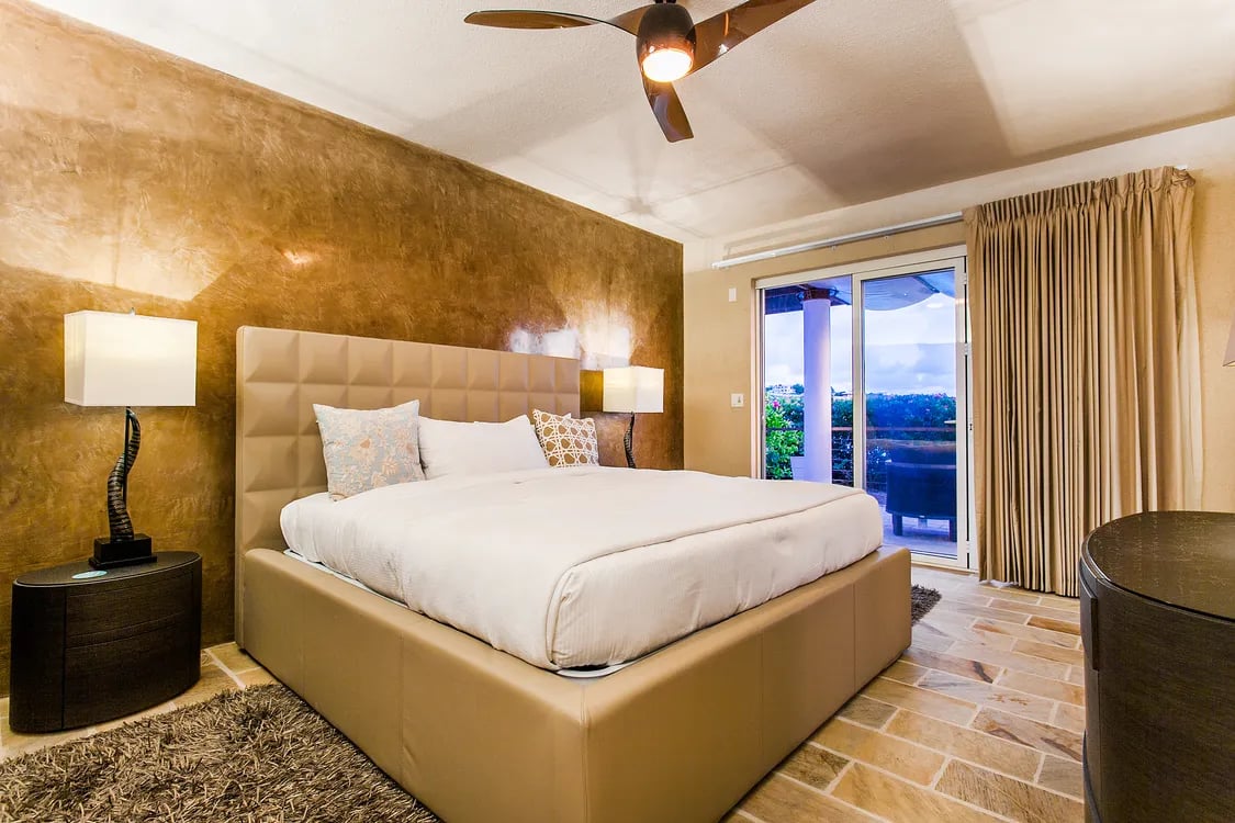Ce blue Villa