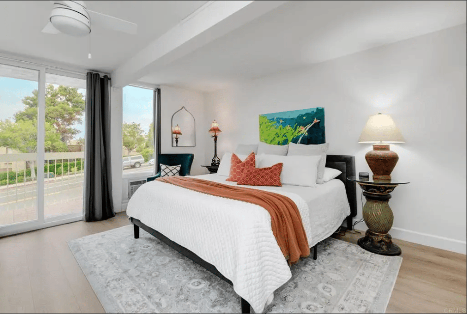 2323 Caringa Way #16