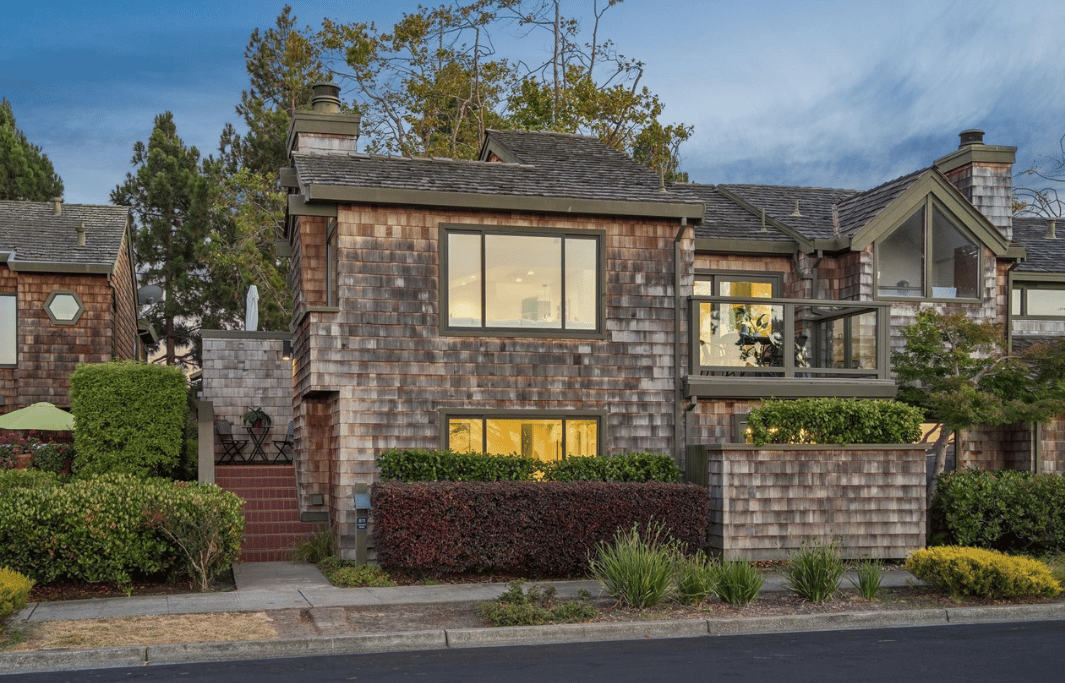 611 Harbor Rd