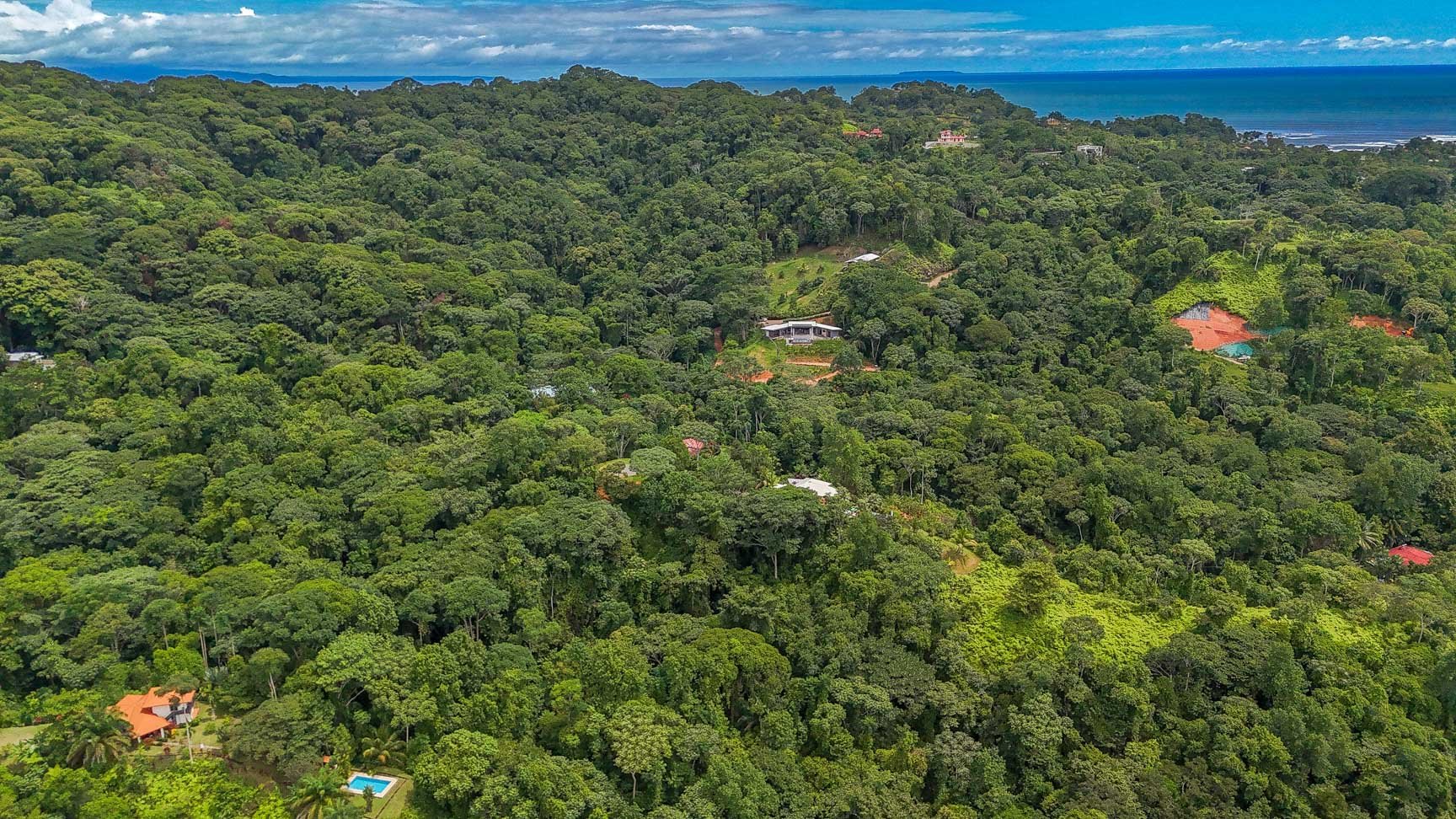 Ojochal Modern Jungle Home with Infinity Pool & Mountain Views