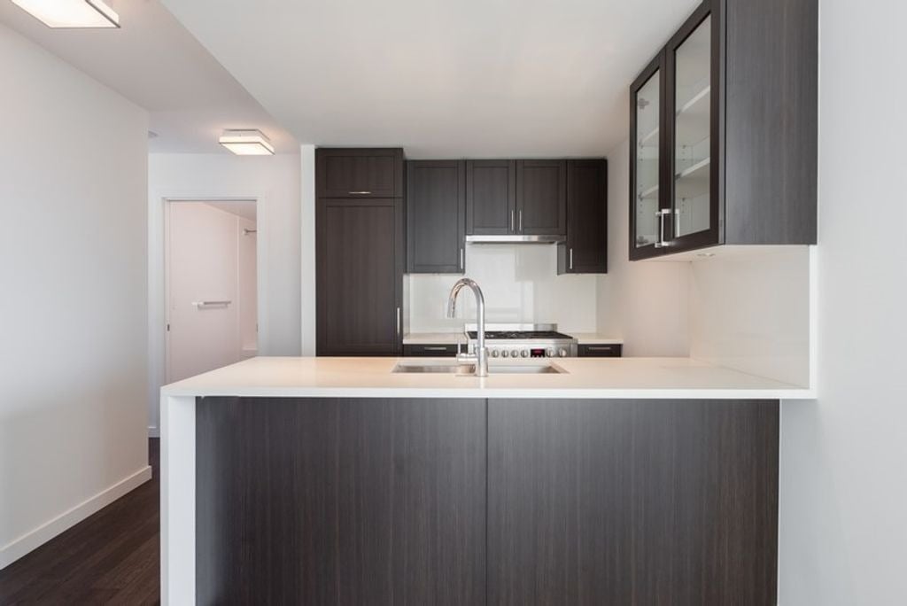 5665 Boundary Rd, #2104