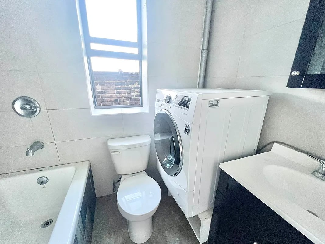 637 Saint Marks Avenue #3B