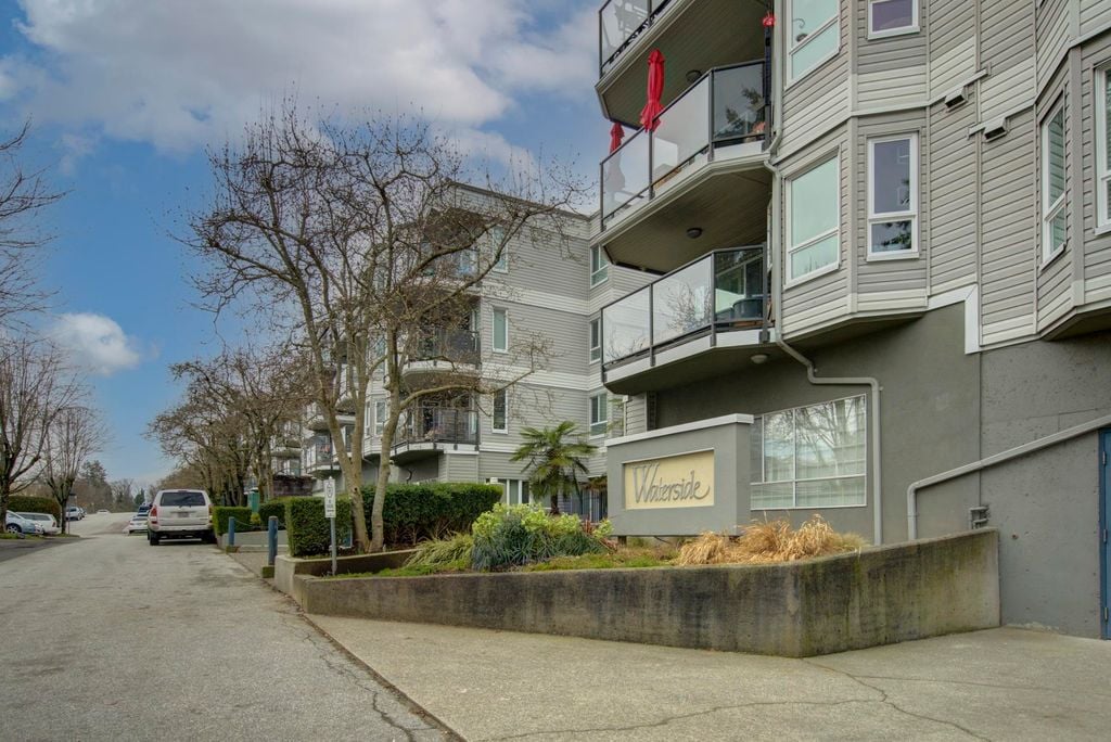 2250 SE Marine Dr, #113