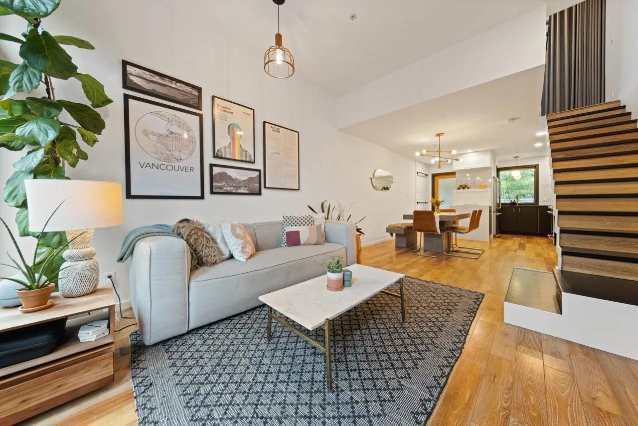 3115 Prince Edward St