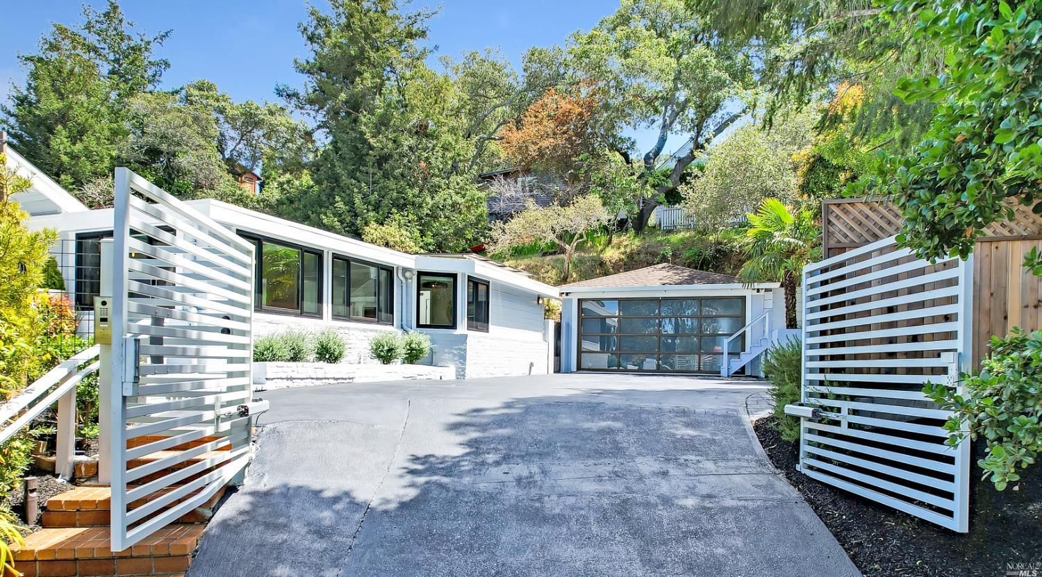 610 Chapman Dr