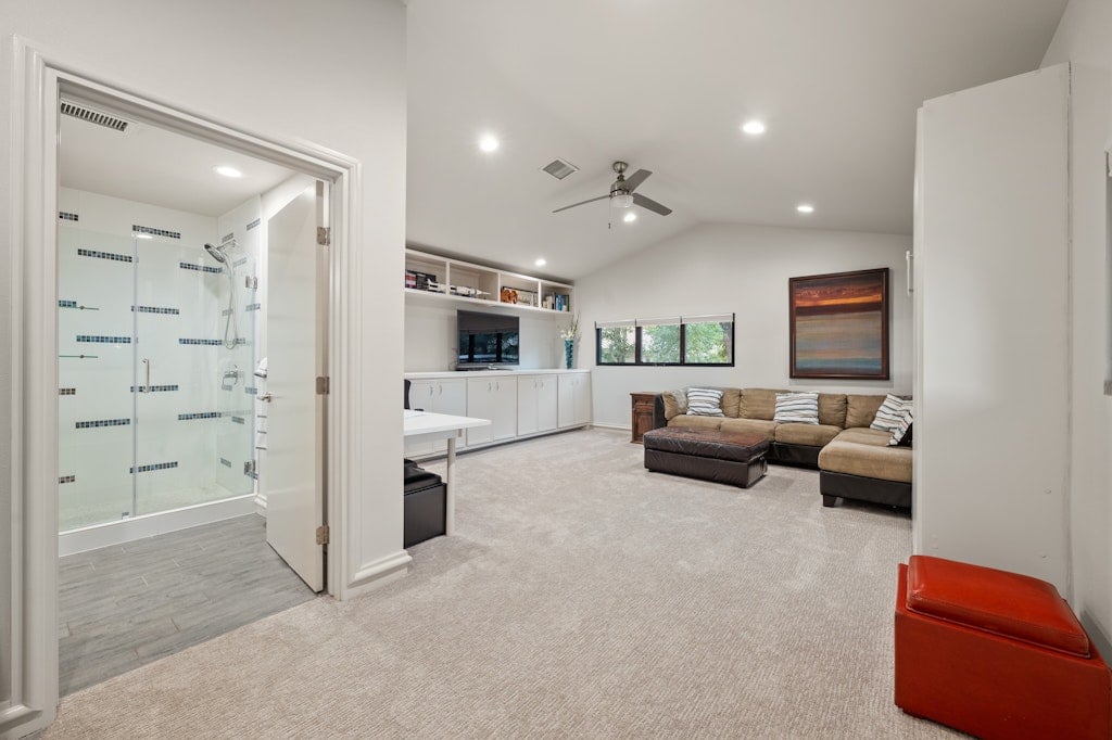 3200 Three Rivers