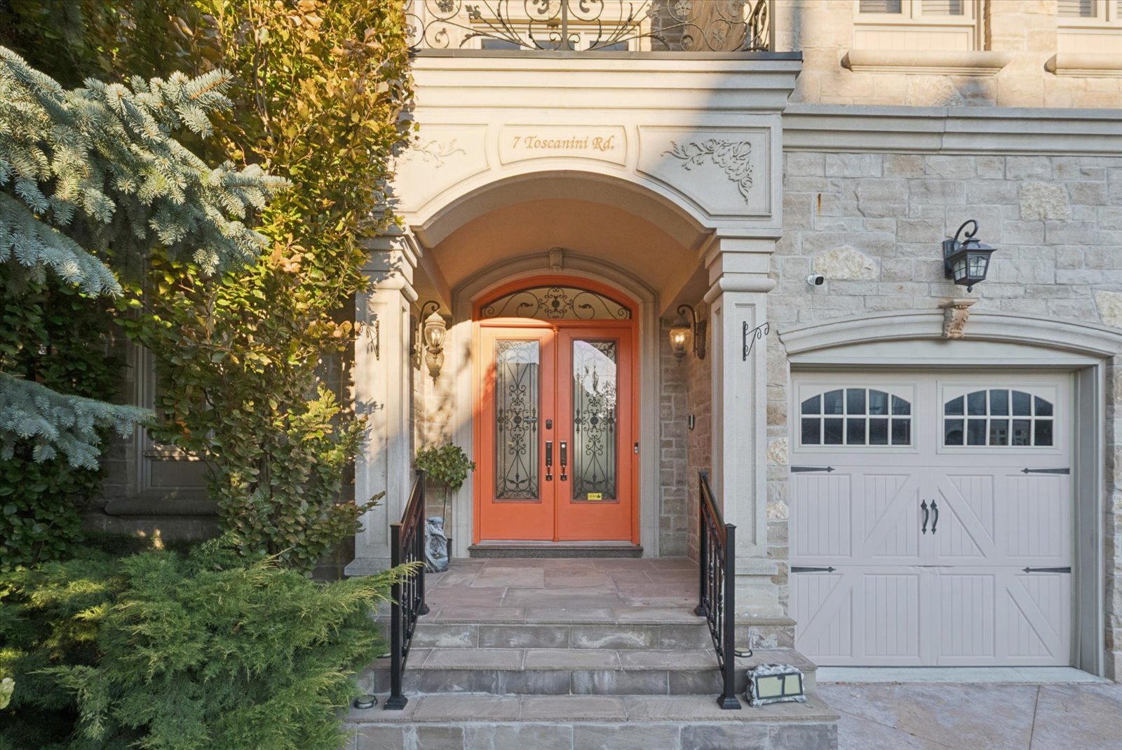 7 Toscanini Rd 