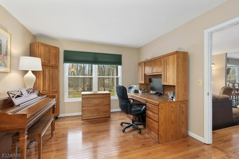 18 Crescent Ridge Rd